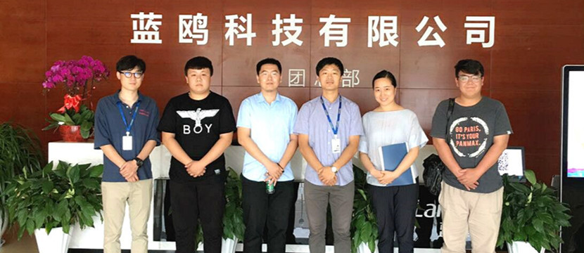 雙選會(huì)：企業(yè)又進(jìn)藍(lán)鷗搶人才，初試就帶走